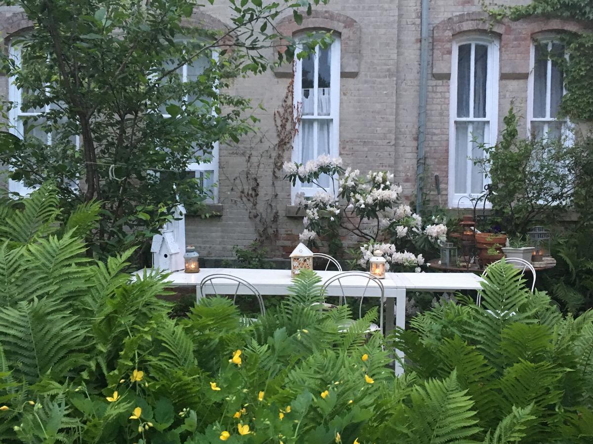 Church Des Artistes Kingston Exterior foto
